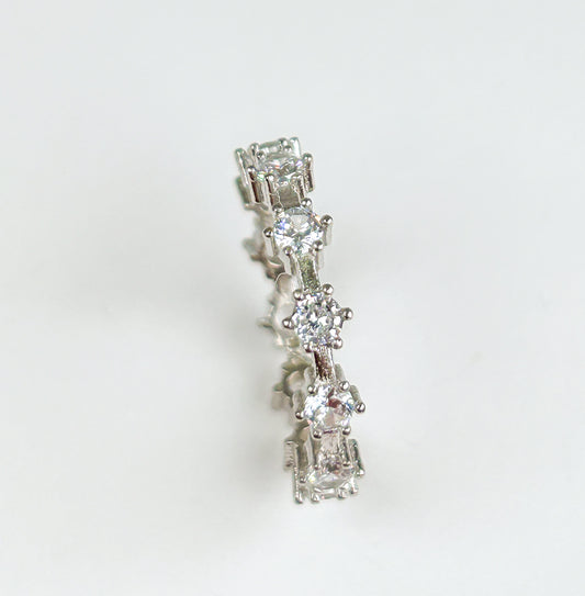 Sparkling 12 Zircon Sterling Silver Ring