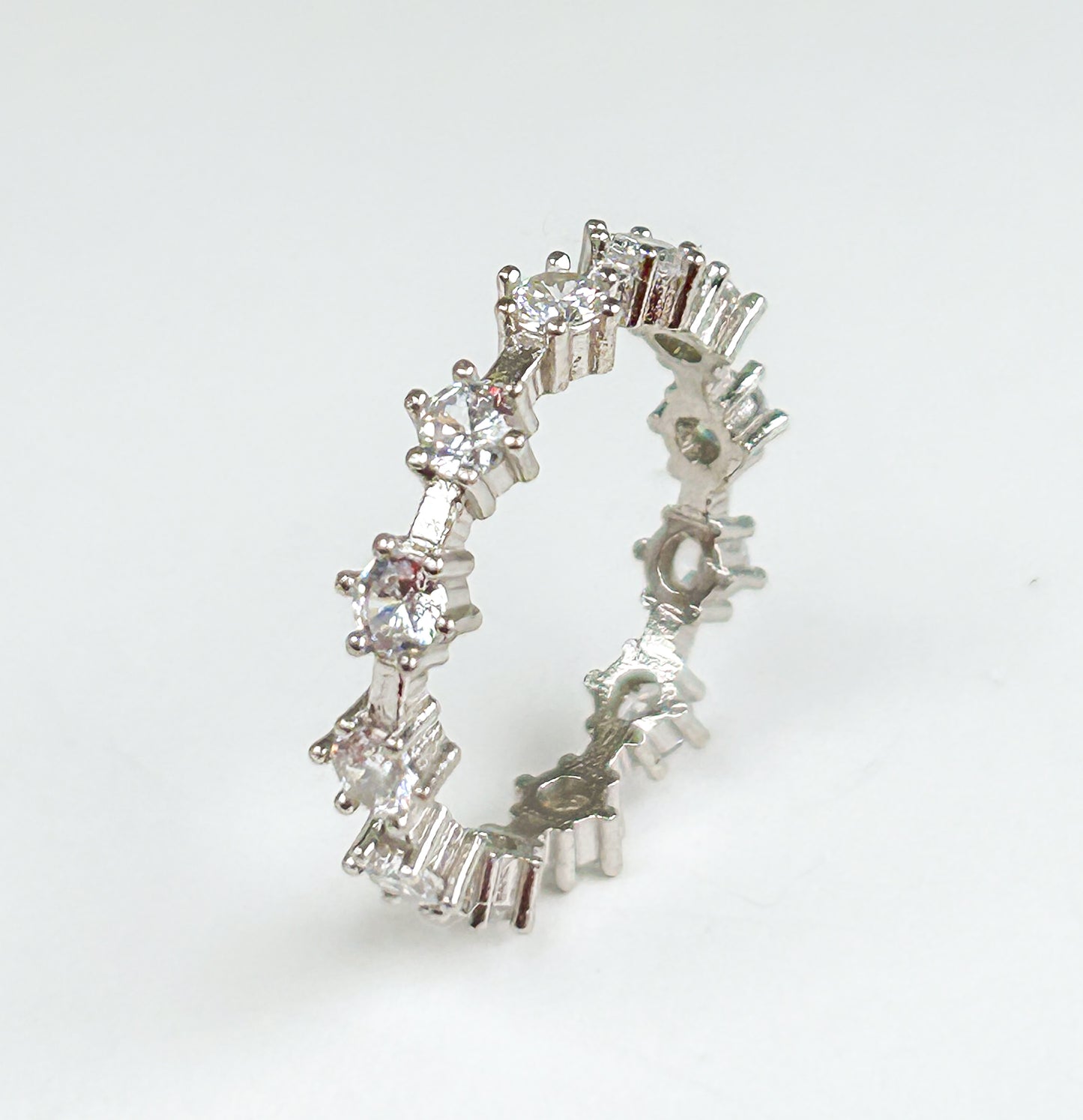 Sparkling 12 Zircon Sterling Silver Ring
