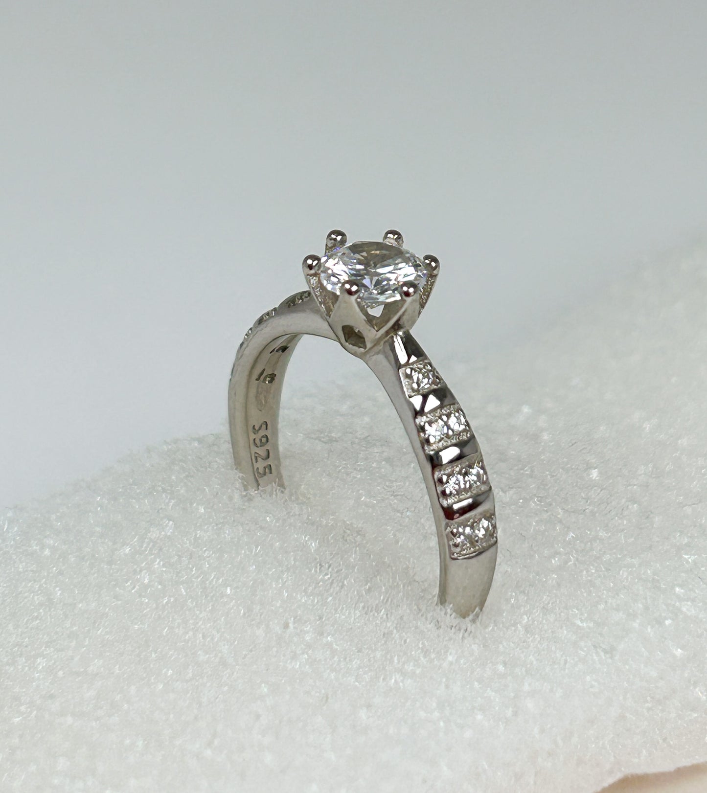 Sterling Silver Solitare Ring