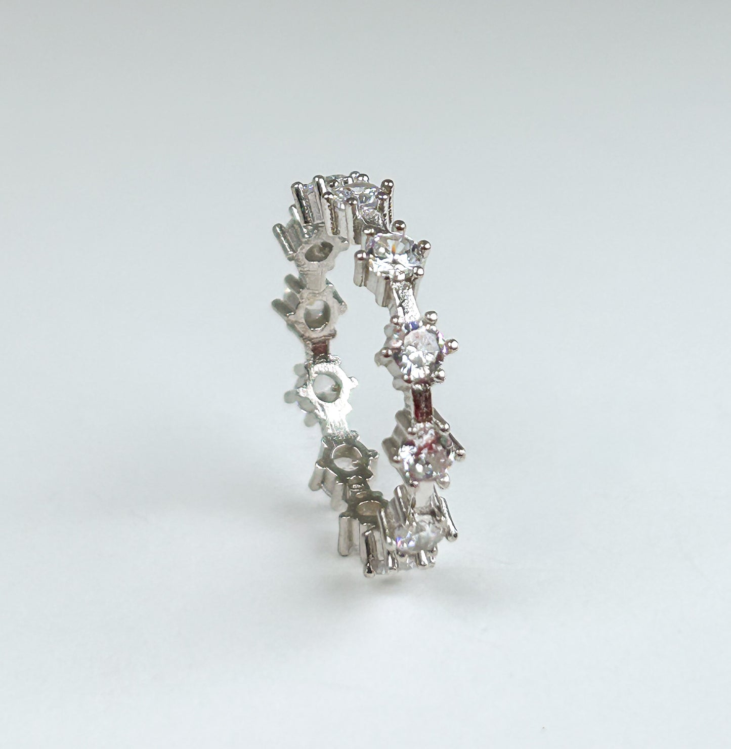 Sparkling 12 Zircon Sterling Silver Ring
