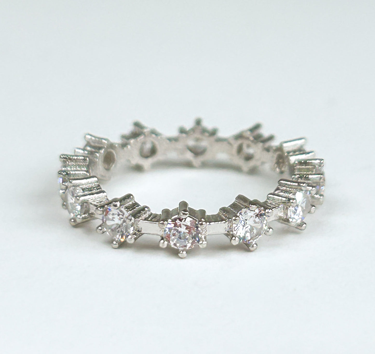 Sparkling 12 Zircon Sterling Silver Ring