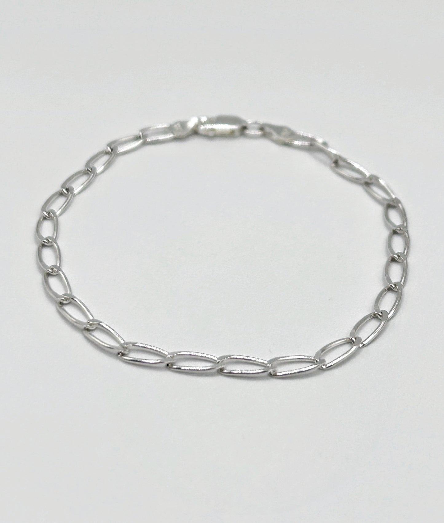 Timeless Sterling Silver Oval Link Bracelet