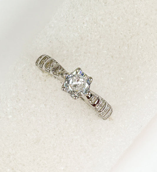 Sterling Silver Solitare Ring