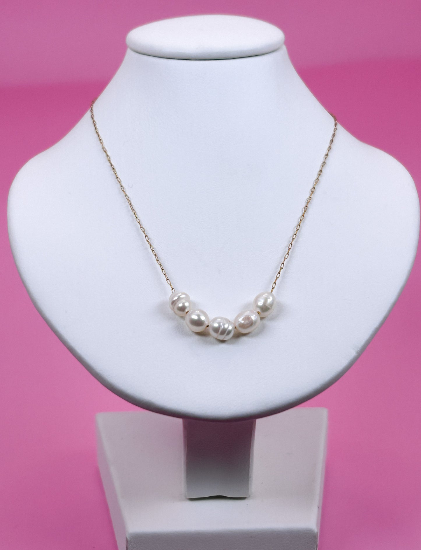 Minimalist Baroque Pearl Necklace