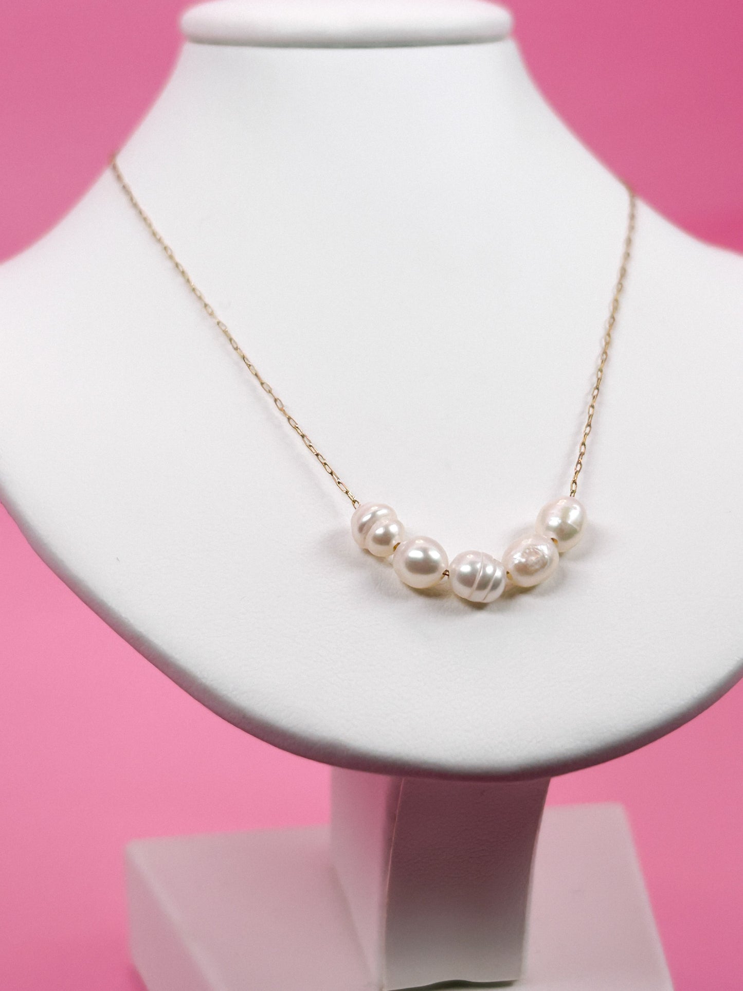 Minimalist Baroque Pearl Necklace