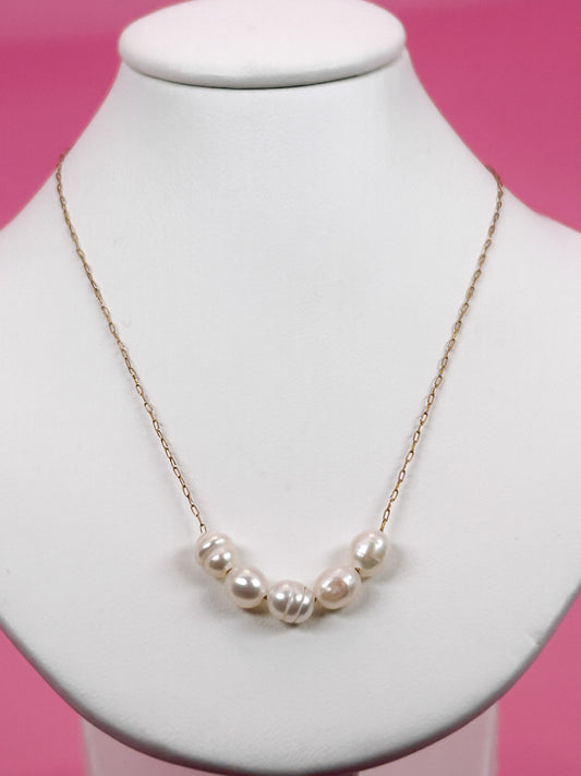 Minimalist Baroque Pearl Necklace