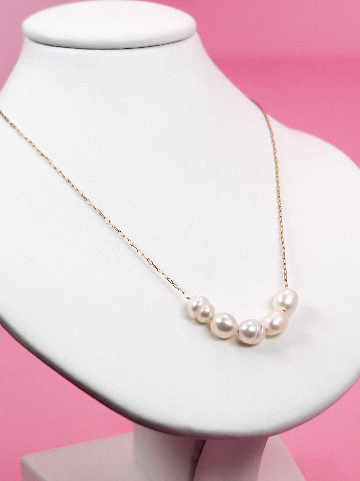 Minimalist Baroque Pearl Necklace