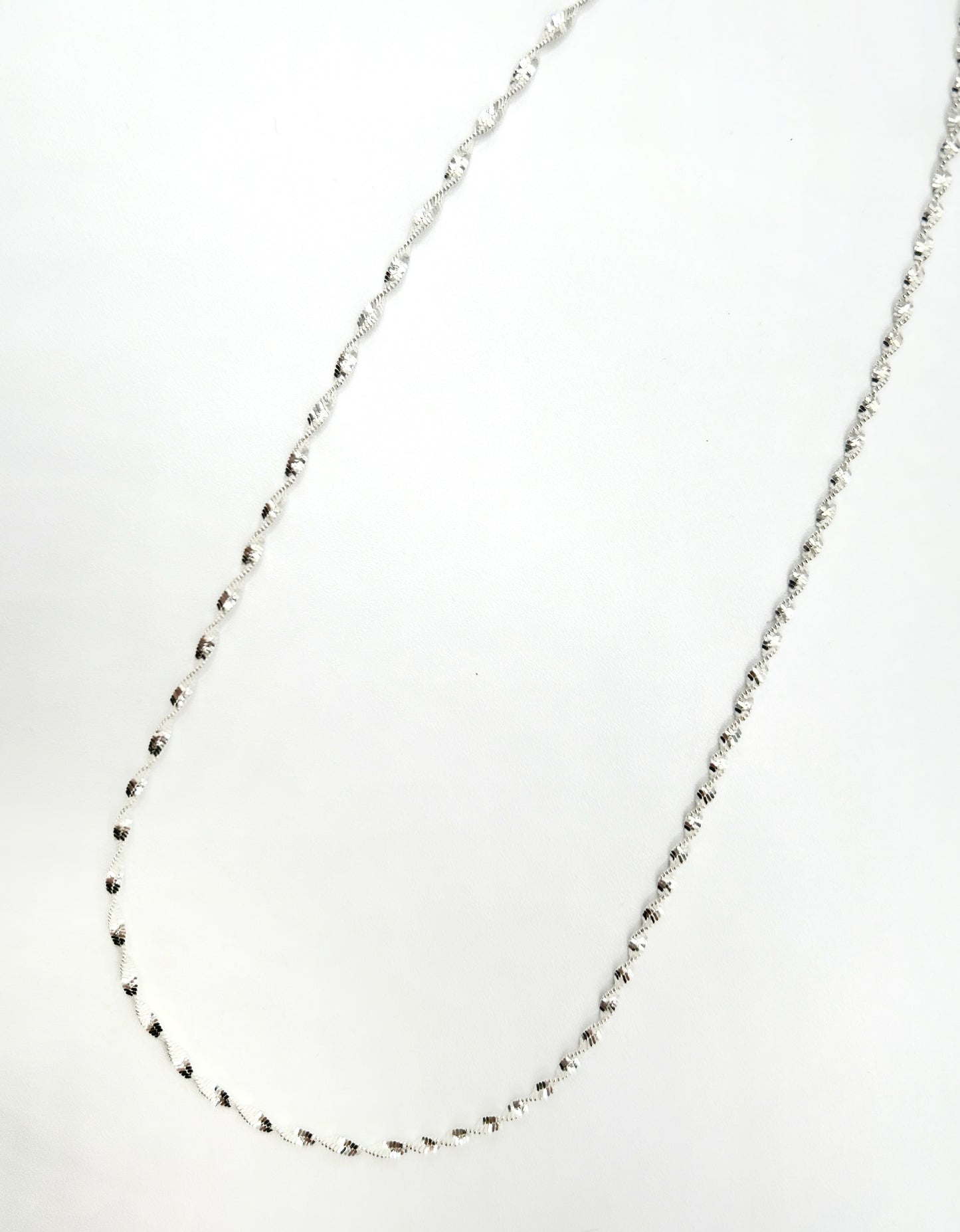 Elegant Twisted Sterling Silver Chain Necklace